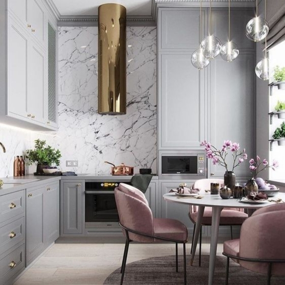 Meet your Posher, Catherine - Picture 1 of 1